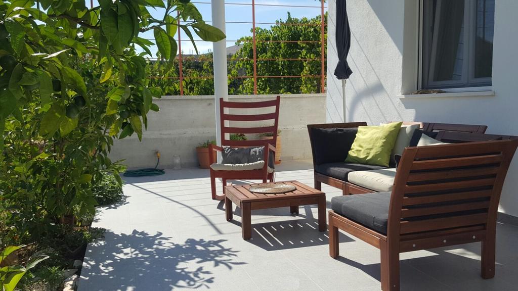 Apartment Kairos Трогир Екстериор снимка